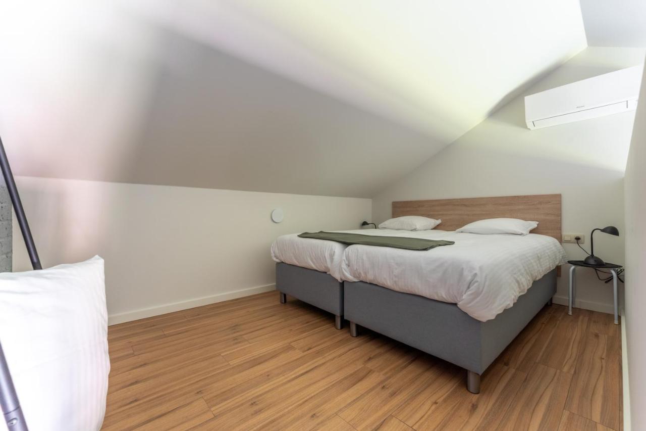 NeerpeltDe Hoog Velden 13アパートメント エクステリア 写真